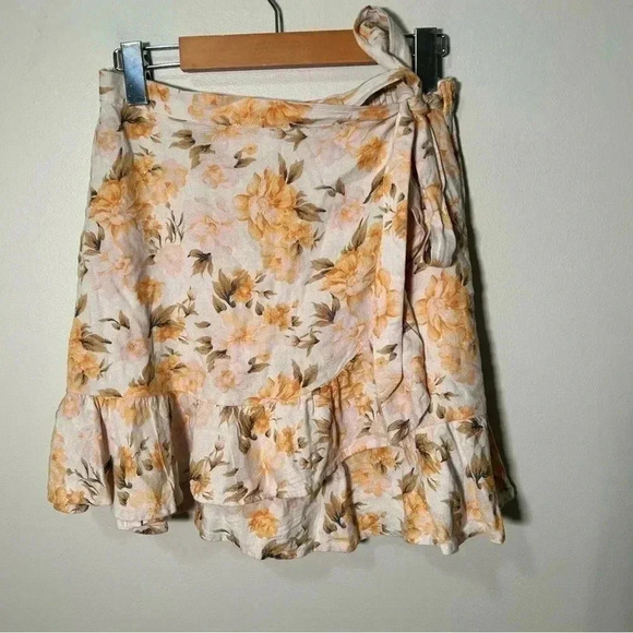 American eagle floral wrap skirt  M - Picture 2 of 5